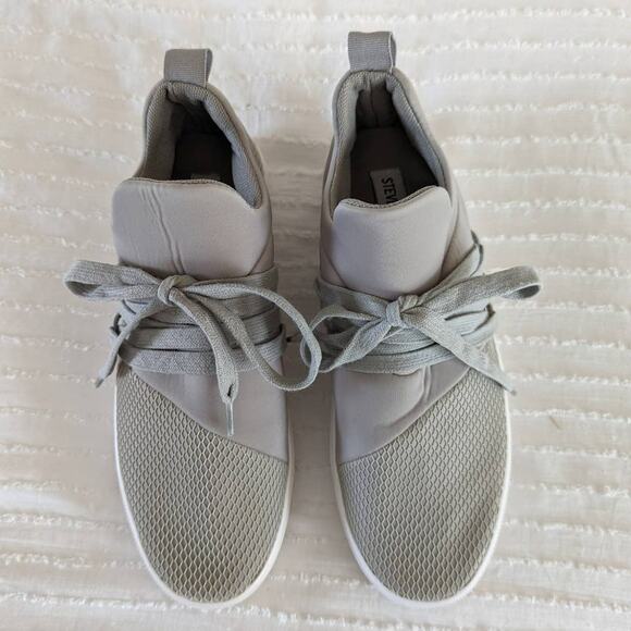 Steve Madden Lancer Gray Textured Sneaker size 7 - Picture 2 of 6